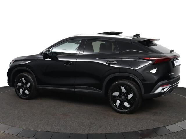 Omoda 5 SHS Hybride 1.6 T-GDi Premium - Schuifkanteldak - Stoel verwarming & ventilatie - Elektrische achterklep - Lederen interieur - 7 jaar Fabrieksgarantie - 1000KM Rijbereik