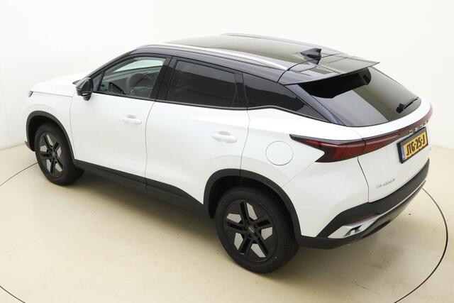 Omoda 5 SHS 1.6 T-GDi SHS-H Premium Panoramisch Schuif/kanteldak | Keyless | Lederen bekleding | Stoelverwarming | Nieuw op voorraad | Snel rijden | 7 Jaar fabrieksgarantie