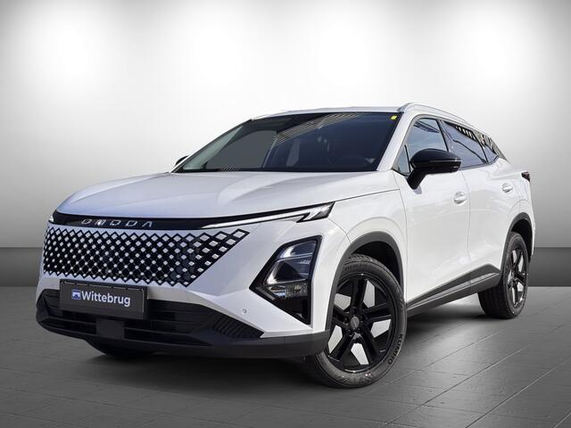 Omoda 5 SHS 1.6 T-GDi SHS-H Premium BPM en Inruilvoordeel: Hybride Automaat met Lederen bekleding, Navigatie en 360 graden Camera Uit voorraad leverbaar!