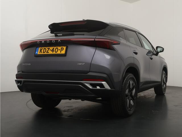 Omoda 5 SHS 1.6 T-GDi SHS-H Premium - Schuif/kantel dak - Adaptieve Cruise control - Ventilatie Voorstoelen - Privacy Glass - Stoel/Stuurwiel Verwarming - 1000KM Rijbereik 7 Jaar fabrieksgarantie
