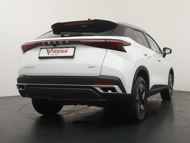 Omoda 5 SHS-H 1.6 T-GDi SHS-H Premium Elektrische Achterklep - Schuif-/Kanteldak - Stoel-/Stuurverwarming - Elektrische stoelen - 1000KM Rijbereik - Fabrieksgarantie t/m 2033