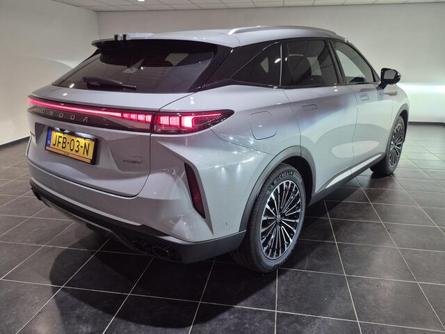 Omoda 9 Premium | Leder | Panoramadak |