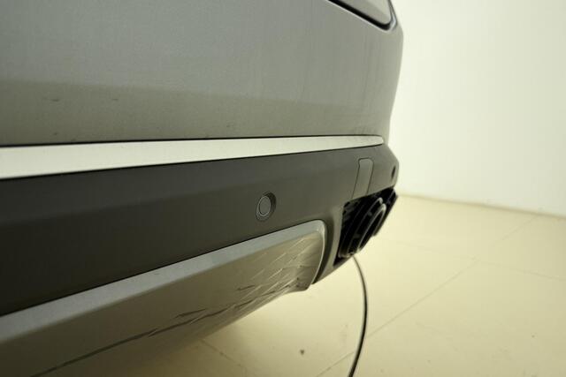 Omoda 9 1.5T-GDi SHS-P Premium | RIJKLAAR INCLUSIEF ¤4.000,- INRUILPREMIE! | Meerdere kleuren beschikbaar! | Camera's rondom | 537 PK | AWD | Matte grey | Massagestoelen | Stoelverwarming/ventilatie | 1500 KG trekgewicht