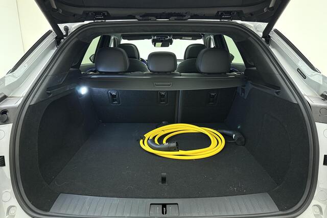 Omoda 9 SHS 1.5T-GDi SHS-P Premium | DEMO | Panorama Schuif/kanteldak | Massagestoelen | Stoel & Stuurverwarming | AWD | Lederen bekleding | 7 jaar garantie!!