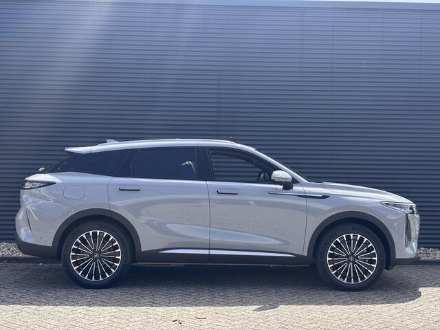 Omoda 9 SHS Premium Plug-In Hybride Automaat met 1100 km Range, ,Lichtgrijs lederen bekleding, Elektrsiche stoelverstelling voor en achter Uit voorraad leverbaar!