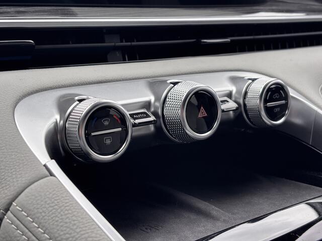 Omoda 9 SHS Premium Plug-In Hybride Automaat met 1100 km Range, ,Lichtgrijs lederen bekleding, Elektrsiche stoelverstelling voor en achter Uit voorraad leverbaar!