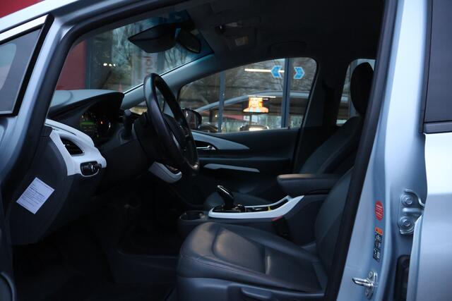 Opel AMPERA Ampera-e Business Executive 60 kWh | nieuw accupakket | Camera | Leder | Origineel NL |