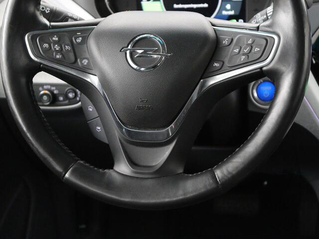 Opel AMPERA Ampera-e Innovation 60 kWh | Leder | Stoelverwarming | Camera | Park Assist | Stuurverwarming | Bi-Xenon | Keyless | Carplay | Navigatie | Cruise control