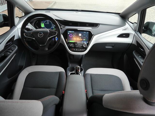 Opel AMPERA Ampera-e Business 60 kWh | Lage km.stand | Stoel en stuurverwarming | 1ste eigenaar | Trekhaak voor fietsendrager | Xenon | Lichtmetalen velgen | Keyless entry en start | Cruise control | DAB | Climate control