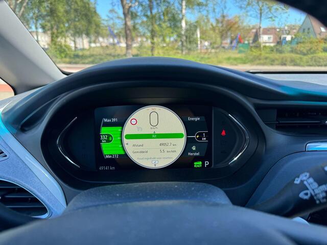 Opel AMPERA Ampera-e Business executive 60 kWh | 205pk | Achteruitrijcamera | Lederen Bekleding | Dodehoeksensoren