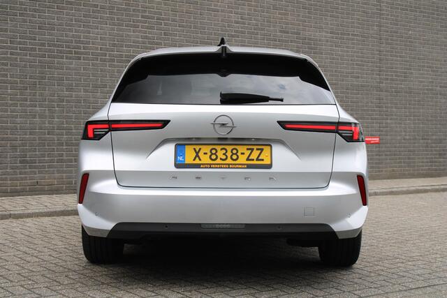 Opel ASTRA Sports Tourer 1.2 Level 2 Cruise en Climate Control, Parkeersensoren Voor en Achter, Navigatie