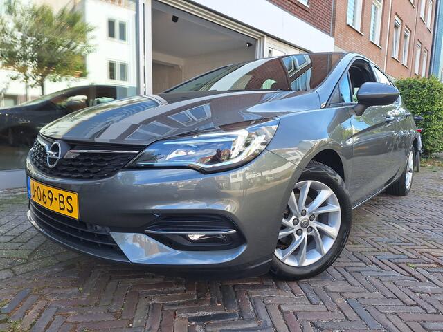 Opel ASTRA 1.2 Edition slechts 5.509 km./NL-auto/1e Eig/garantie