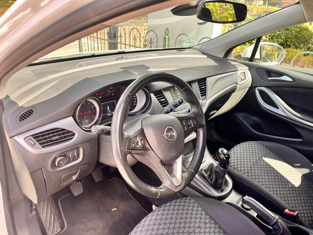 Opel ASTRA Sports Tourer 1.0 Turbo Business