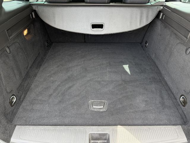 Opel ASTRA Sports Tourer 1.2 Business Elegance Navigatie, Comf.intr, Climate contr, Stoel+stuurverw, etc..!!
