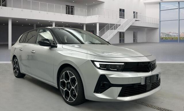 Opel ASTRA Sports Tourer 1.2 Turbo Ultimate Automaat Electr stoel met geheugen/Panorama dak.