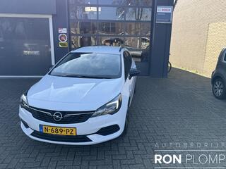 opel-astra-sports-tourer-1.2-design