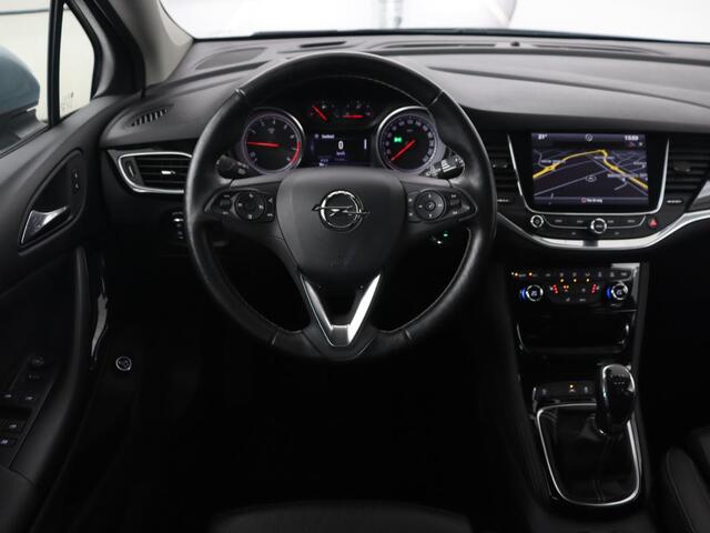 Opel ASTRA 1.0 Turbo Innovation | Leder | Stoel & stuurverwarming | Trekhaak | Camera | Matrix LED | Navigatie | Carplay | Comfortstoelen | Keyless | Park Assist | Climate control