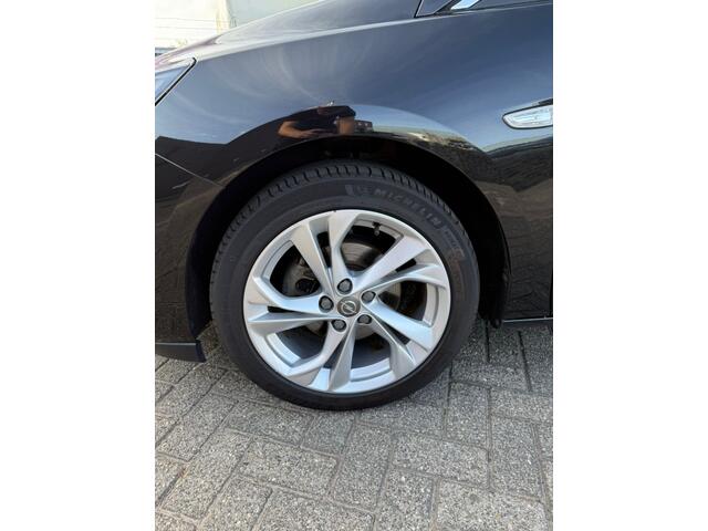 Opel ASTRA 1.2 Edition