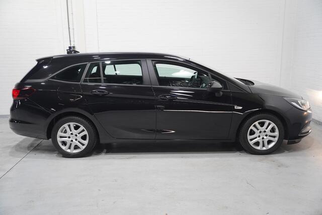 Opel ASTRA Sports Tourer 1.6 CDTI Online Edition Navi PDC v+a Apple Carplay NAP