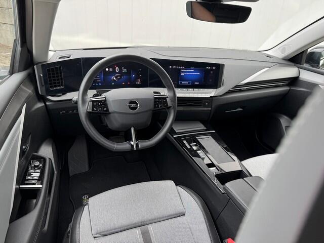 Opel ASTRA Sports Tourer 1.6 Turbo Plug In Hybrid Business Edition met Navi/Camera, AGR-Stoelen, Winterpakket, Elektrische Achterklep