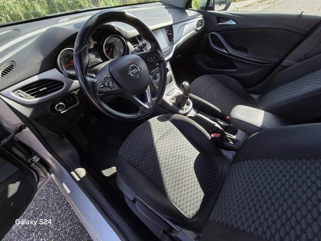 Opel ASTRA 1.0 Edition Navigatie, Airco