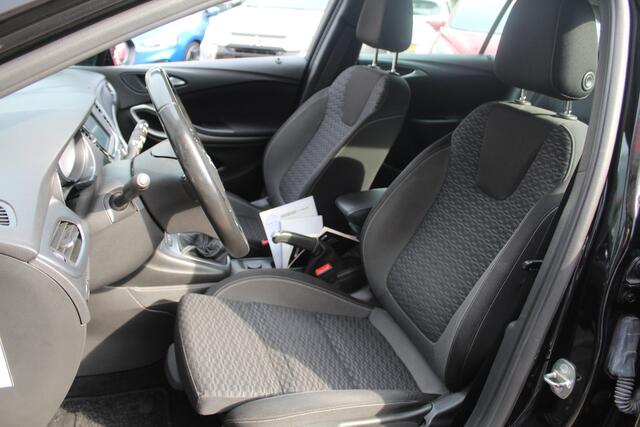Opel ASTRA Sports Tourer 1.2 Business Edition//ECC//Navi!!