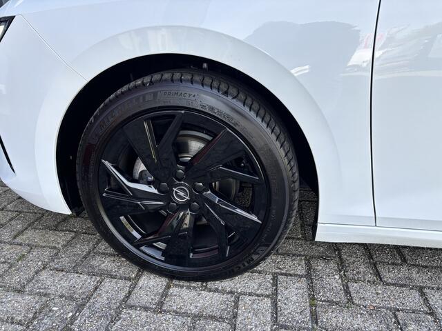 Opel ASTRA 1.2 Turbo GS | Automaat | Apple/Android CarPlay. Let op, rijdende auto. Niet altijd aanwezig!
