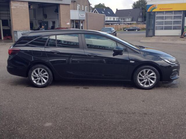 Opel ASTRA Sports Tourer 1.2 Edition Staat in Hardenberg