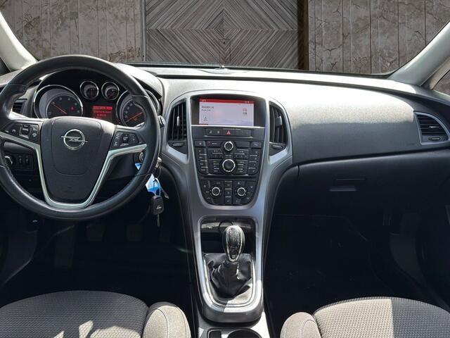 Opel ASTRA Sports Tourer 1.6 CDTi Business +