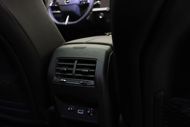 Opel ASTRA 1.6 Hybrid ULTIMATE | MULTIMEDIA NAVIGATIE / STOELEN- PACK | PANORAMADAK | AGR | HEAD UP | 360 CAMERA | 18"