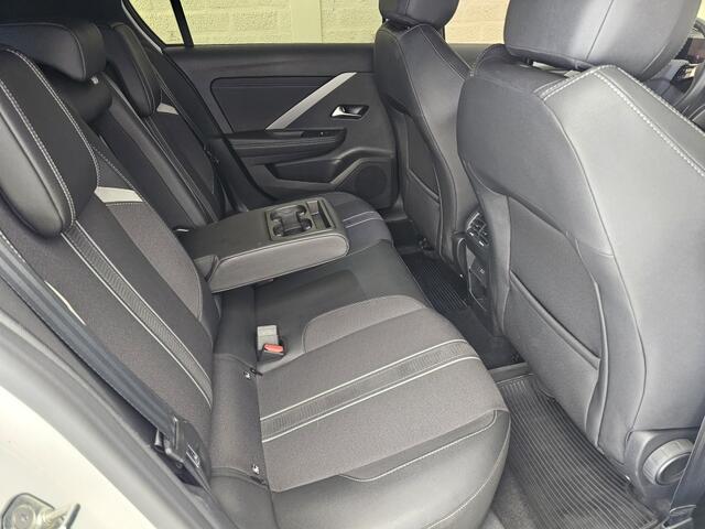 Opel ASTRA 1.2 GS Line