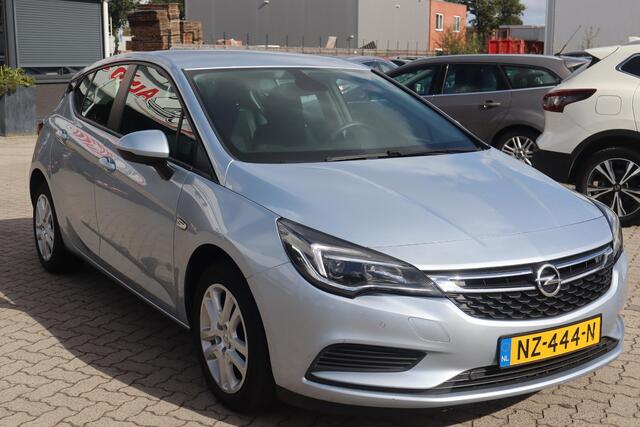 Opel ASTRA 1.0 Online Edition Camera, Navigatie, Apple Carplay, Cruise control