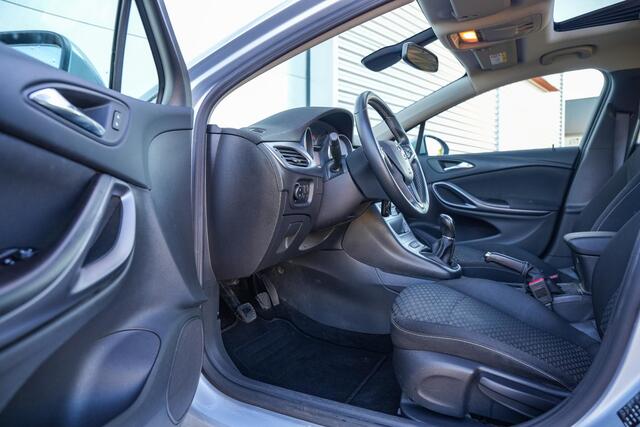 Opel ASTRA Sports Tourer 1.0 Edition Airco Schuif/kanteldak 17"L.M. Handgeschakeld