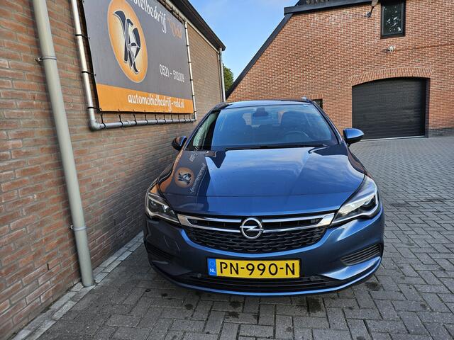 Opel ASTRA Sports Tourer 1.0 Online Edition