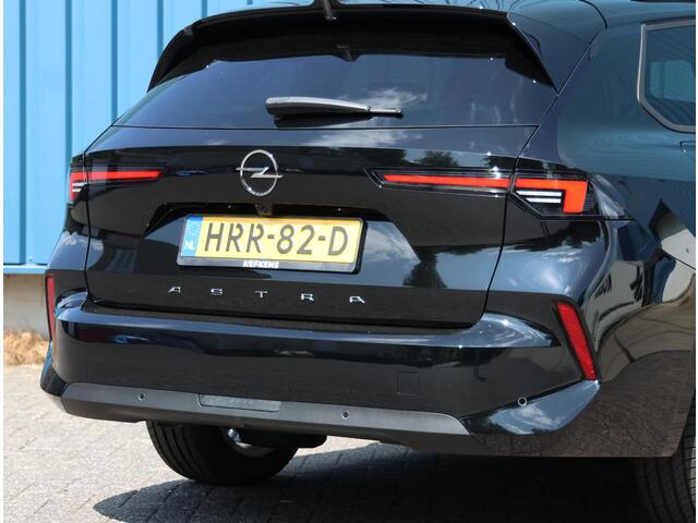 Opel ASTRA Sports Tourer 1.2 Turbo Business Edition