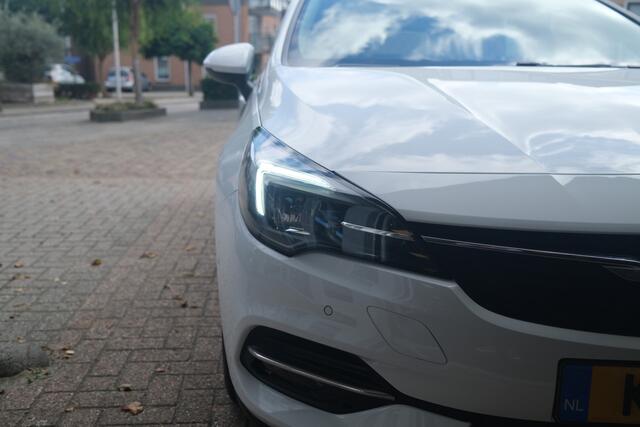 Opel ASTRA Sports Tourer 1.2 Business Elegance Trekhaak | Camera | 16" | Comfort stoel !