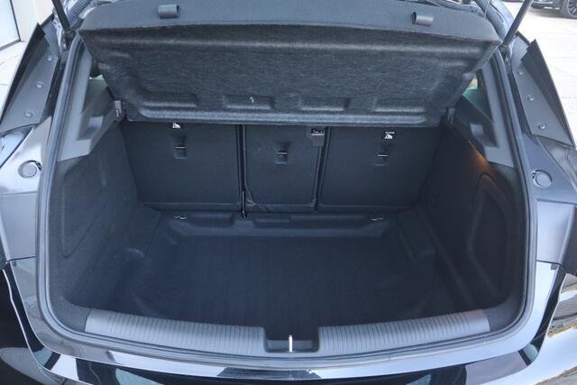 Opel ASTRA 1.2 Elegance NL-Auto!! Adap. cruise I Camera I Climate