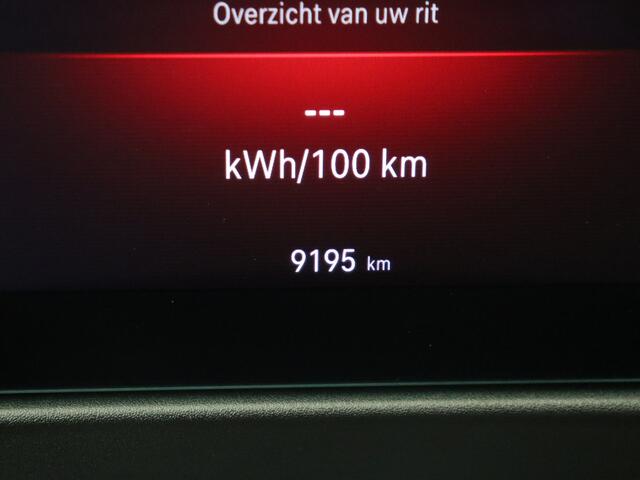 Opel ASTRA Electric 54 kWh GS | Schuifdak | Camera | 18 INCH | Elek. Stoelen |