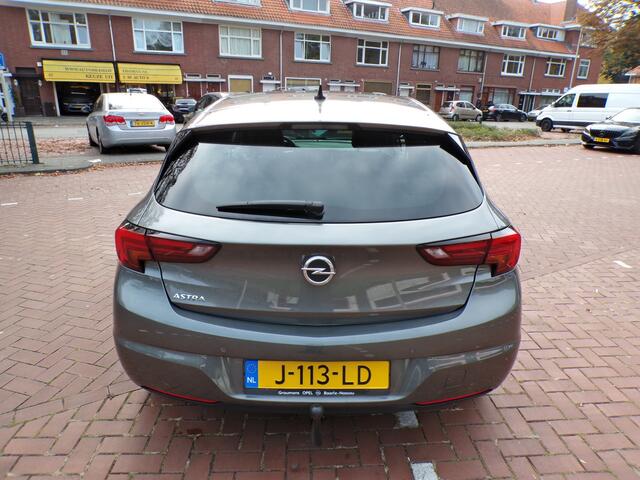 Opel ASTRA 1.2 Elegance van 1e eigenaar stoel+stuurverwarming