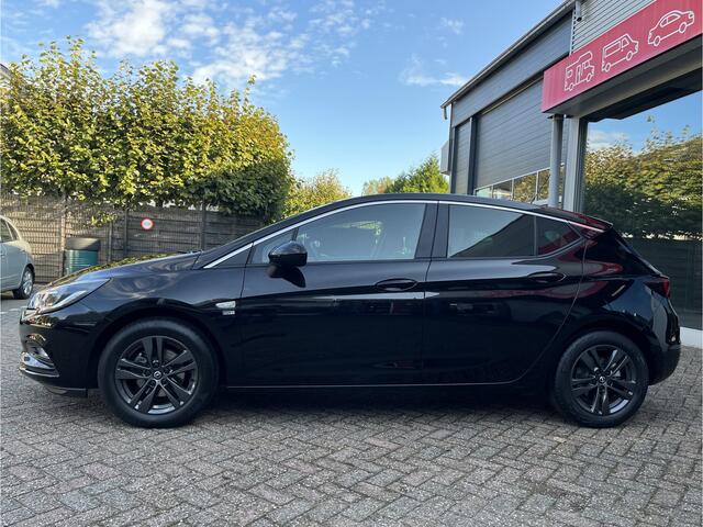 Opel ASTRA 1.4 Turbo 120 Jaar Edition Automaat, Carplay, Trekhaak,Cruise Controle.