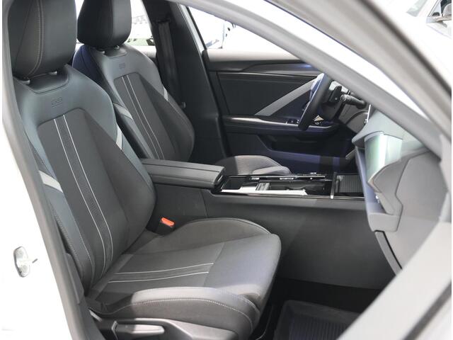 Opel ASTRA 1.2 GS 130PK Automaat | AppleCarPlay/AndroidAuto | Alcantara | 360°Camera | Keyless Entry&Start | Navigatie | Stoel/Stuur verwarmd | AGR Stoelen | Adaptive Cruise Control | Two-tone | Isofix | Privacy Glass |