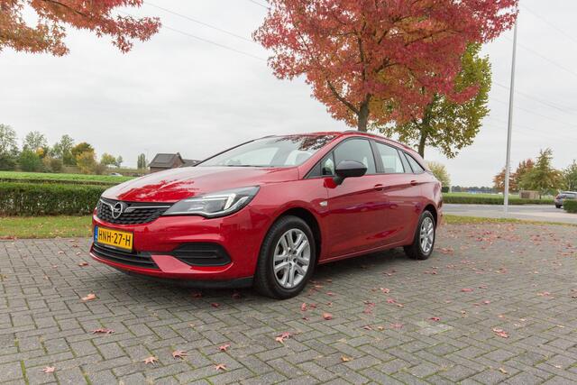 Opel ASTRA Sports Tourer 1.2 Edition