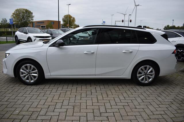 Opel ASTRA Sports Tourer 1.2 Turbo Business Edition VOORRAAD
