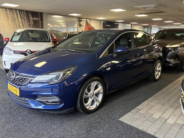 Opel ASTRA 1.2 Edition , Trekhaak, Voorruitverwarming, Camera, Navi, Clima, Apple Carplay & Android Auto, Stoel/Stuurverwarming, Cruise, PDC, LMV 17 Inch, Bluetooth, LKA