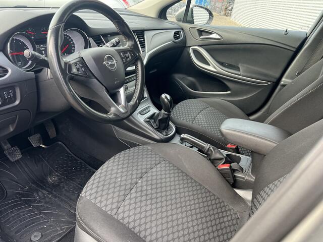 Opel ASTRA Sports Tourer 1.0 Online Edition | Nieuw Binnen | Camera | PDC | Apple Carplay | Navigatie |