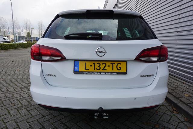 Opel ASTRA Sports Tourer 1.6 CDTI Online Edition Airco / Cruise / Navi / Elektr. ramen / Trekhaak / Lm velgen