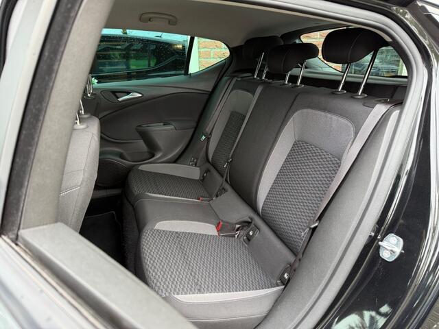 Opel ASTRA 1.2 Edition 131 PK SPORTSTOEL / CAMERA / 2X PDC / LED / LMV / NA