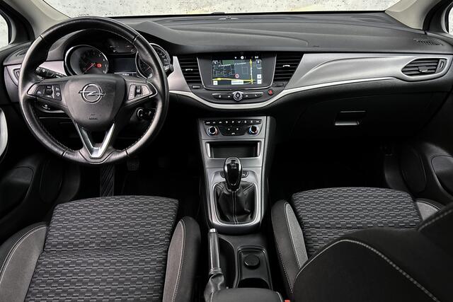 Opel ASTRA Sports Tourer 1.2 Business Executive | Camera | Apple Carplay | Cruise control | Navigatie