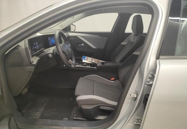 Opel ASTRA Sports Tourer 1.2 Business Edition ECC/Parkeerhulp V+A/Apple Carplay/Android Auto.