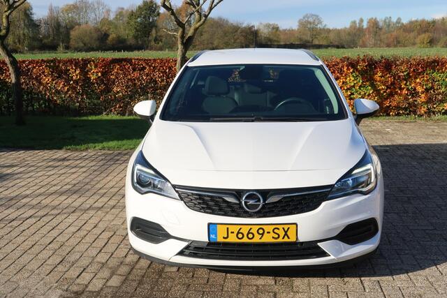Opel ASTRA Sports Tourer 1.2 Edition NAVI CRUISE 6 VERSNELLINGEN